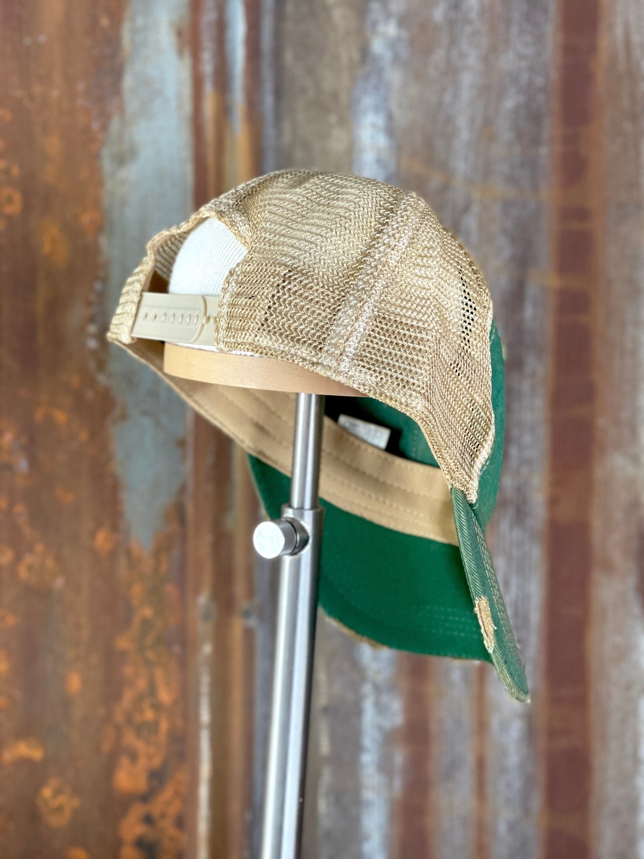 Bigfoot Hat- Distressed Kelly Green Snapback