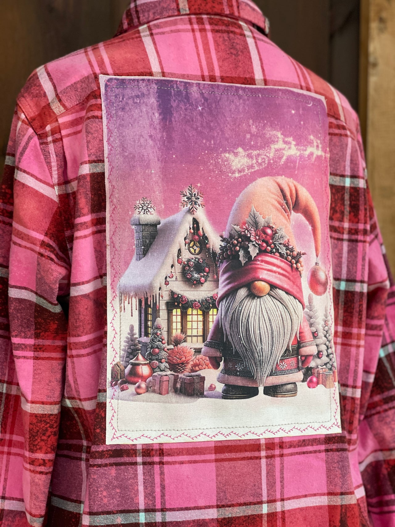 NORTH POLE GNOMEY Art Flannel LIMITED EDITION Sugar Plum  Plaid