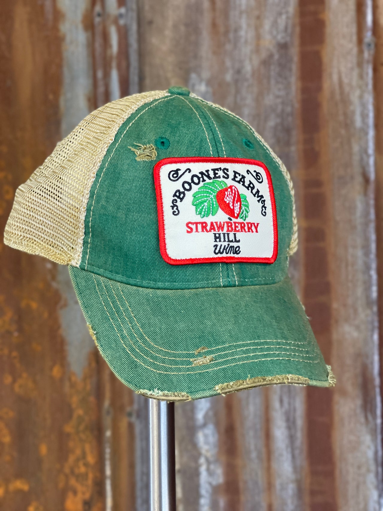 House party STRAWBERRY Version Hat - Distressed Kelly Green